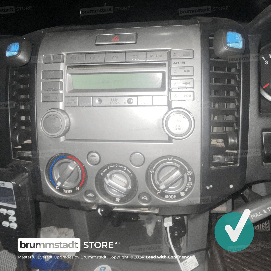 Ford Everest 2 2006-2011 - Premium Head Unit Upgrade Kit: Radio Infotainment System with Wired & Wireless Apple CarPlay and Android Auto Compatibility - baeumer technologies