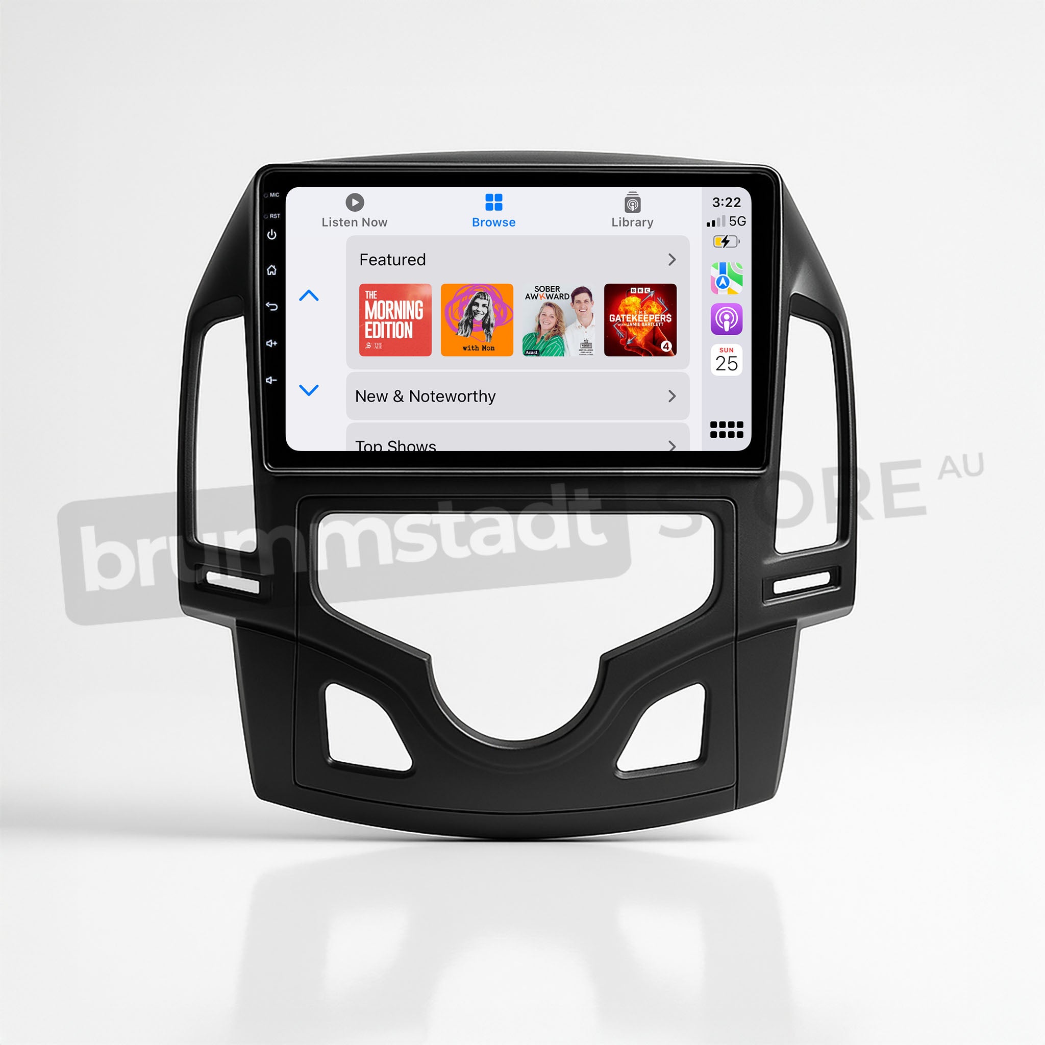 Brummstadt, Hyundai i30 2007-2012, premium head unit featuring Apple CarPlay, Hyundai i30 2007-2012, displaying Apple Podcasts app with featured shows, time 3:22, Wi-Fi and battery icons, sleek design with large touchscreen, intuitive interface, easy navigation, ideal for enhancing in-car entertainment and connectivity, perfect for tech-savvy drivers seeking modern infotainment solutions.